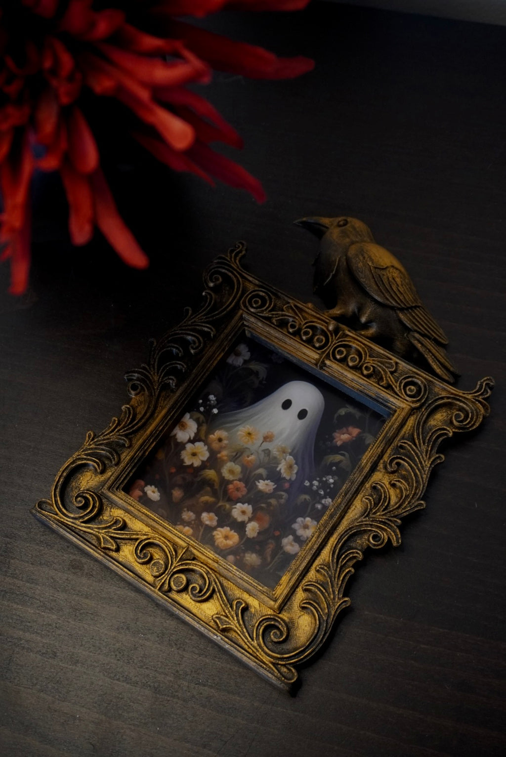 cadre décoratif gothique, cadre baroque, decoration witchy, spooky, halloween, sorcières, décoration murale, film d'horreur, magie, lune et soleil, féerique, princesse, romantasy, oeuvre d'art, fantasy, dragon