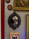 cadre décoratif gothique, cadre baroque, decoration witchy, spooky, halloween, sorcières, décoration murale, film d'horreur, magie, lune et soleil, féerique, princesse, romantasy, oeuvre d'art, fantasy, dragon