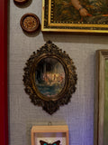 cadre décoratif gothique, cadre baroque, decoration witchy, spooky, halloween, sorcières, décoration murale, film d'horreur, magie, lune et soleil, féerique, princesse, romantasy, oeuvre d'art, fantasy, dragon